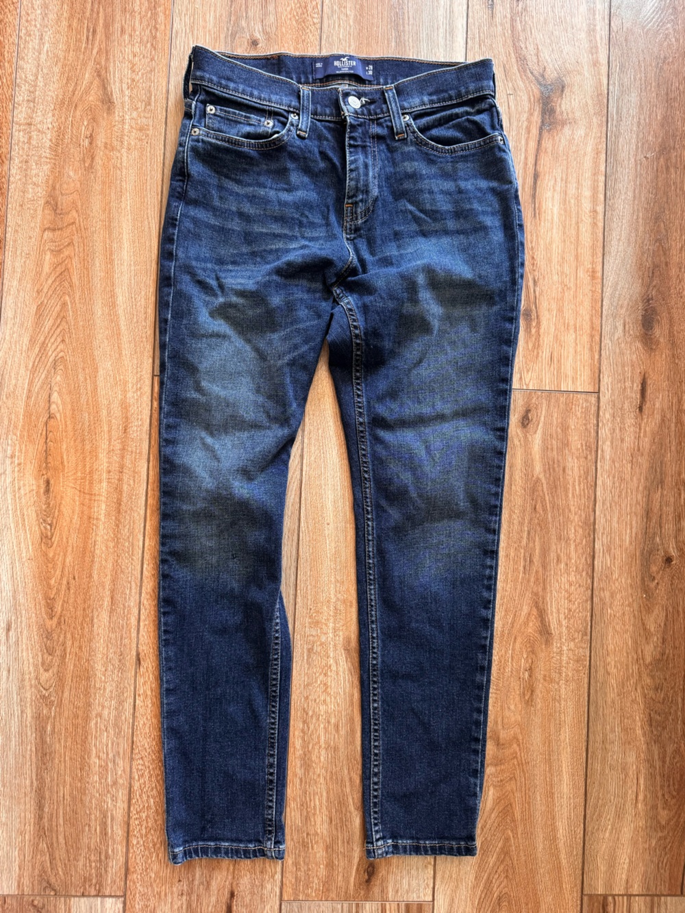 Hollister men’s taper epic flex jeans